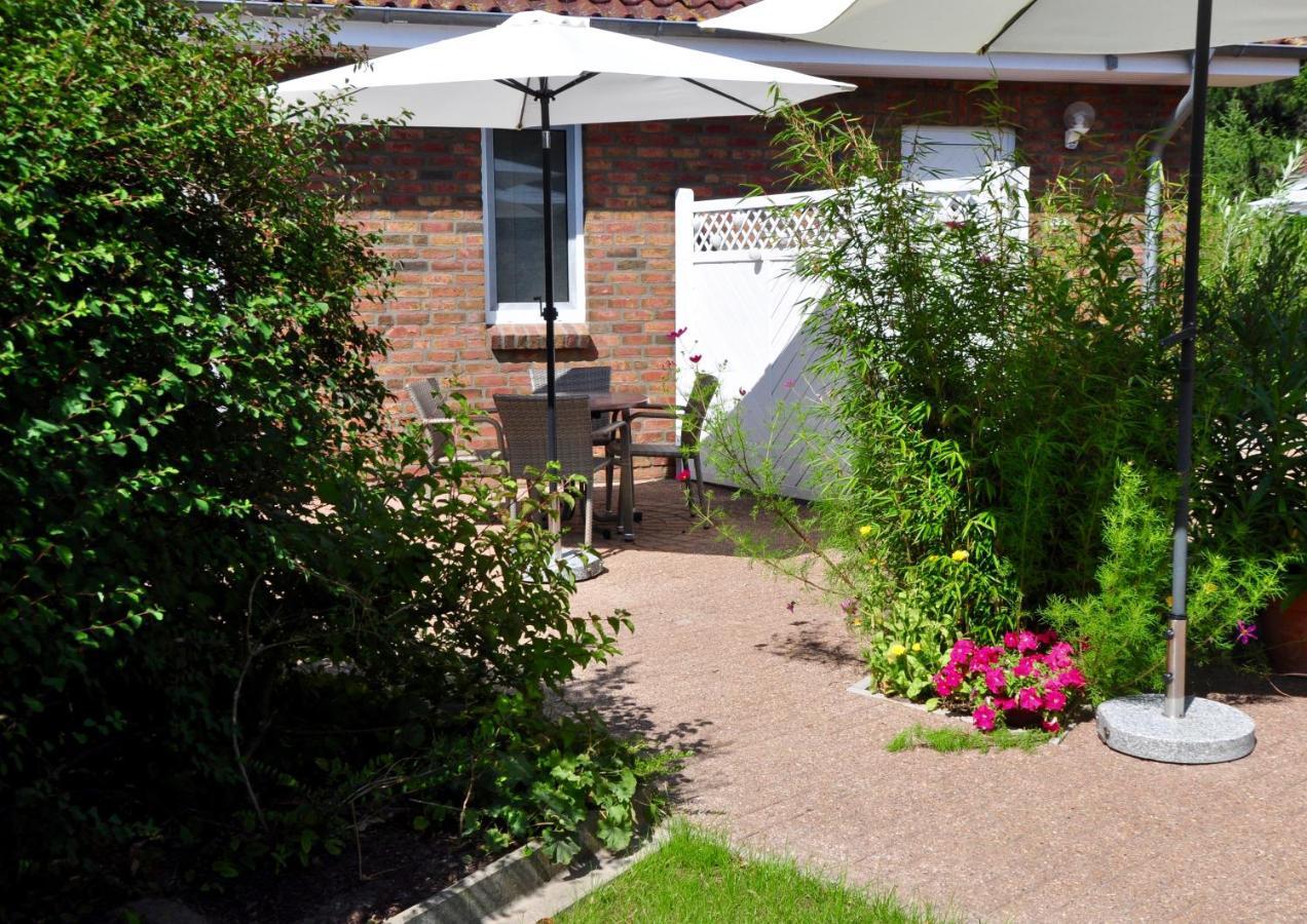 Ferienhaus Pension Sonnenblume Elmenhorst/Lichtenhagen Exterior photo